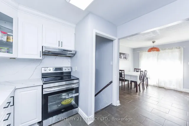 Additional image 16 of 11 Bruce Beer Dr