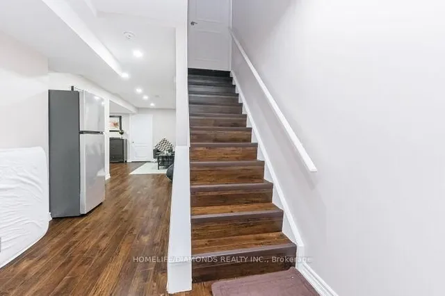 Additional image 36 of 4 FOLIAGE Dr