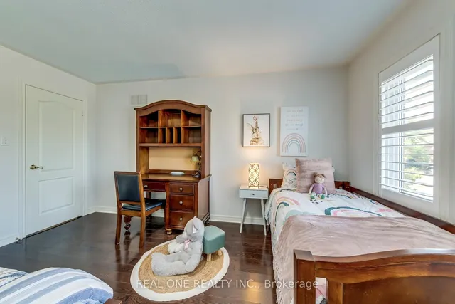 Additional image 34 of 1601 Bayshire Dr