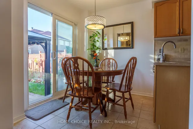 Additional image 10 of 914 Applecroft Circ