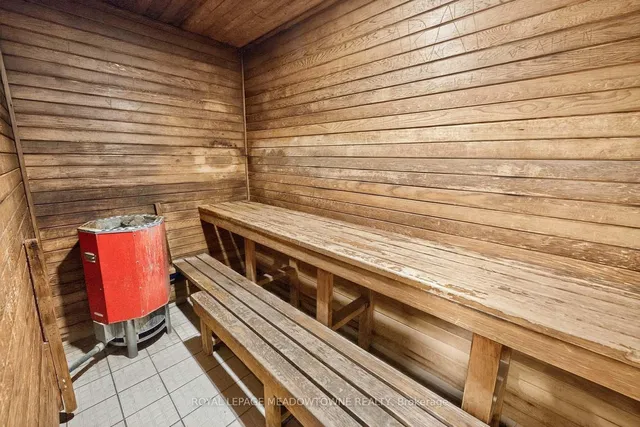 Additional image 39 of 3695 Kaneff Cres Unit 102