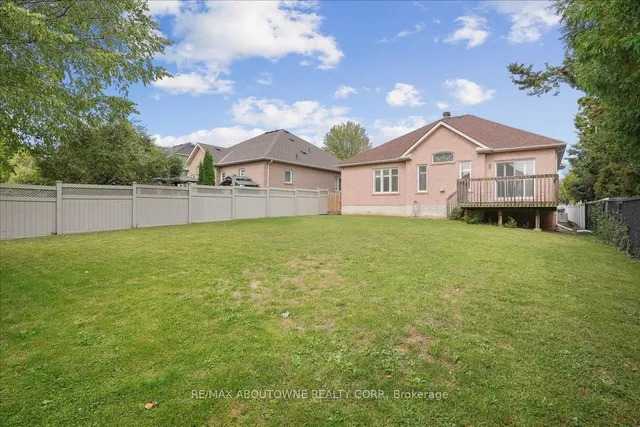 Additional image 38 of 2348 Tesla Cres