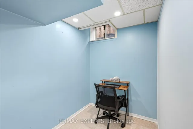 Additional image 20 of 36 Nancy Mccredie Dr