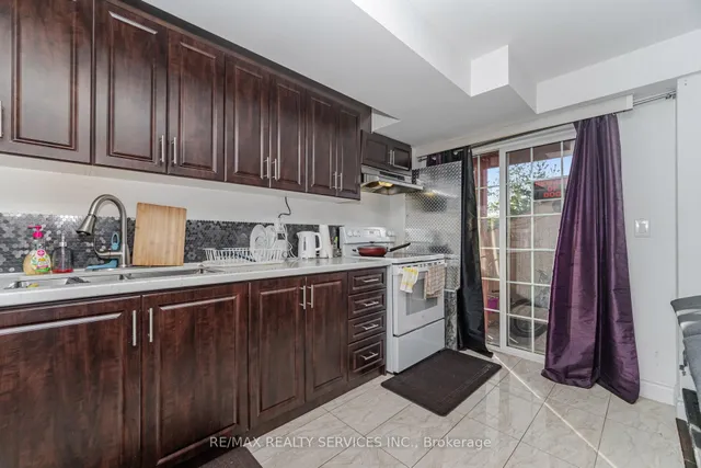 Additional image 41 of 38 Delport Clse