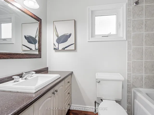Additional image 28 of 16 Marchmount Cres