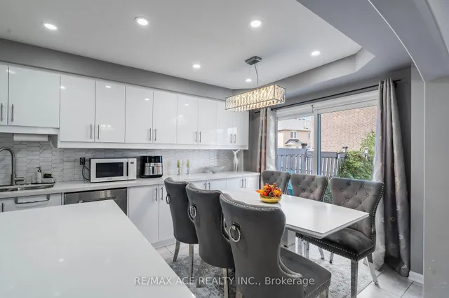 Additional image 12 of 22 Apple Valley Way