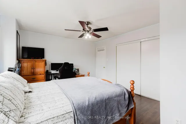 Additional image 29 of 19 OXTAIL Lane