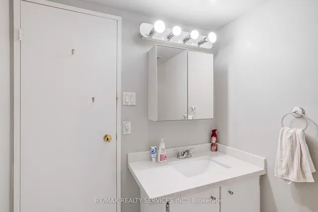 Additional image 23 of 3650 Kaneff Cres Unit 1508