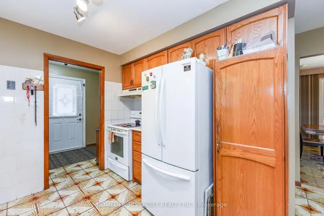 Additional image 19 of 3350 Lehigh Cres