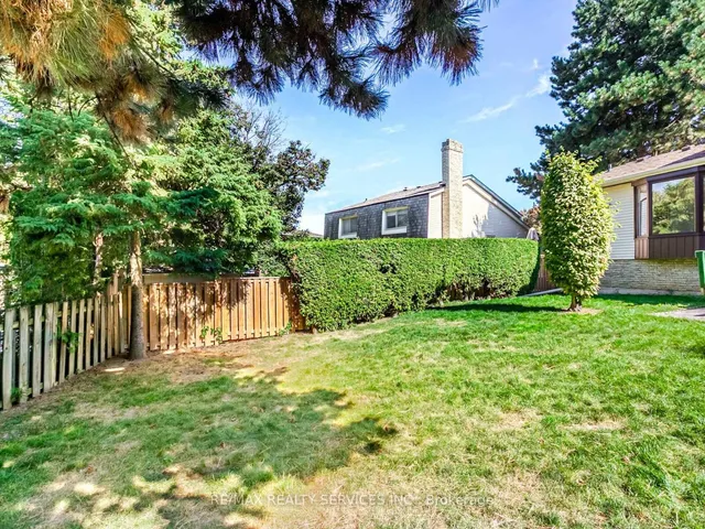 Additional image 48 of 16 Marchmount Cres