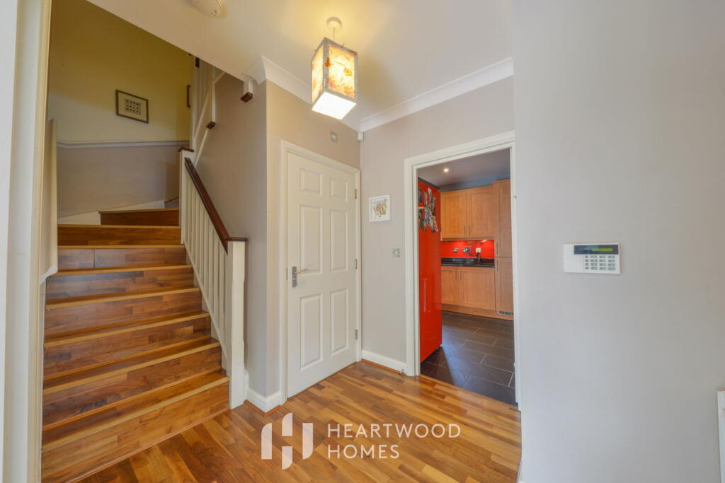 Additional image 11 of Beningfield Drive, London Colney, St. Albans, AL2 1UX