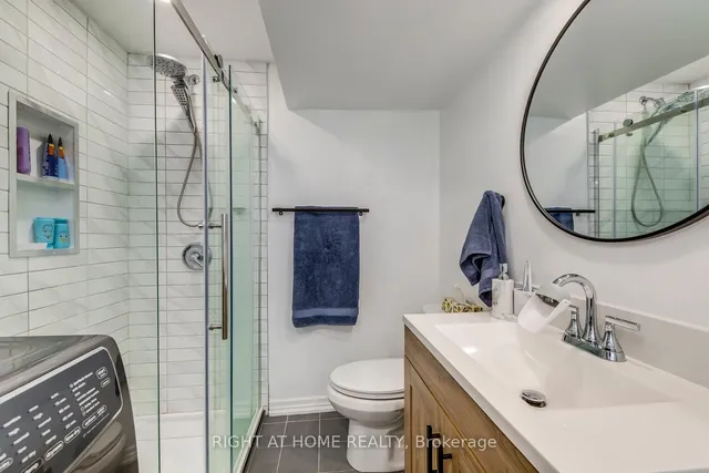 Additional image 42 of 132 Ashton Cres