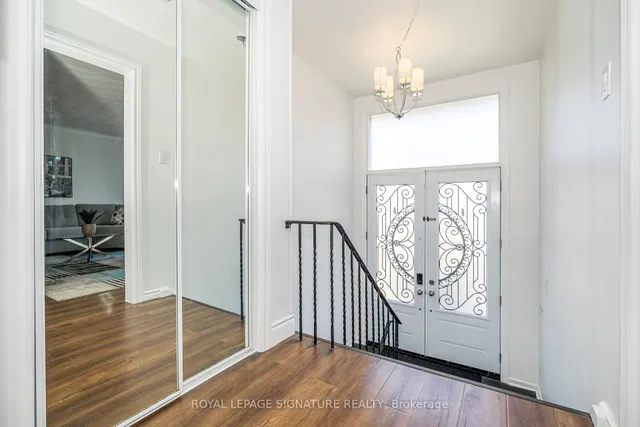 Additional image 5 of 3562 Laddie Cres