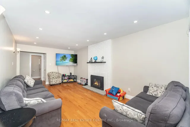 Additional image 19 of 10 Nipissing Cres