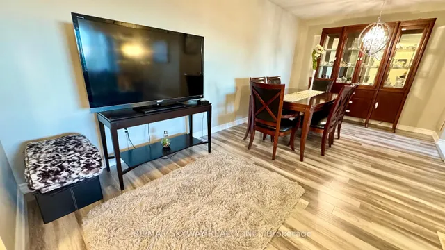 Additional image 14 of 30 Malta Ave Unit 909