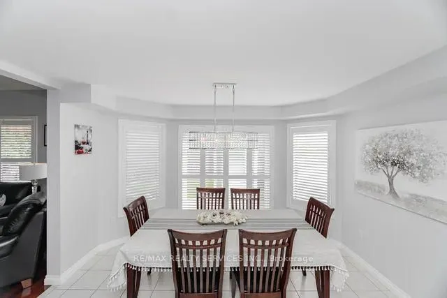 Additional image 15 of 8 Barnes Crt