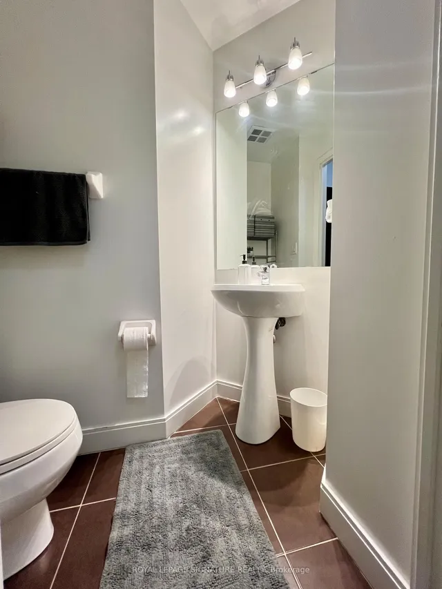 Additional image 2 of 80 Absolute Ave Unit 607