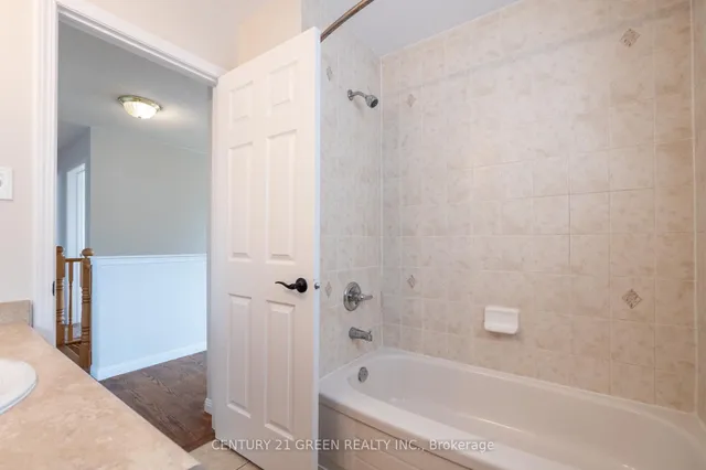 Additional image 38 of 9 Mortimer Dr