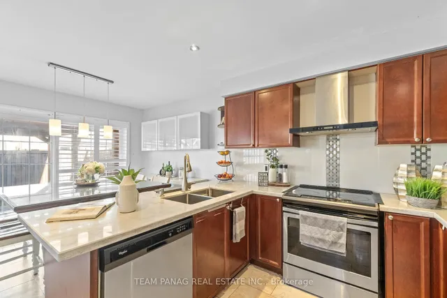 Additional image 10 of 22 Coachlight Cres