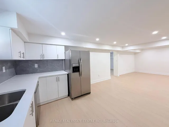 Additional image 34 of 1215 Larny Crt