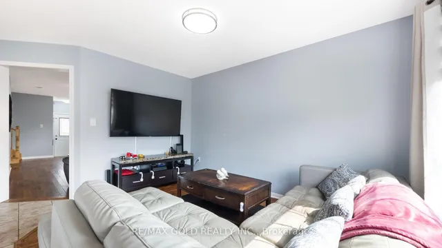 Additional image 39 of 42 Murphy Rd