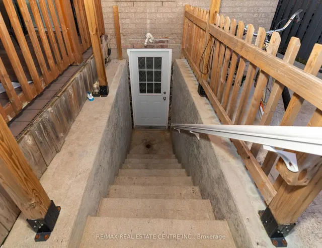 Additional image 39 of 37 Pebblestone Circ