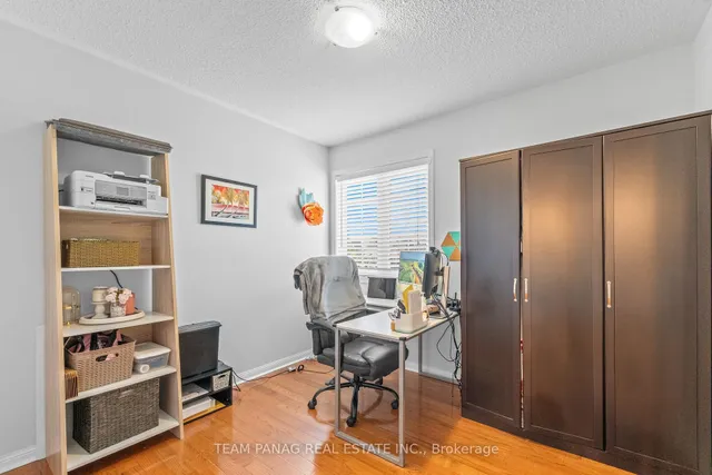 Additional image 28 of 22 Coachlight Cres