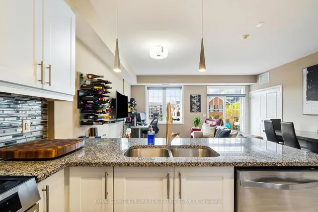 Additional image 7 of 272 Georgian Dr Unit 306