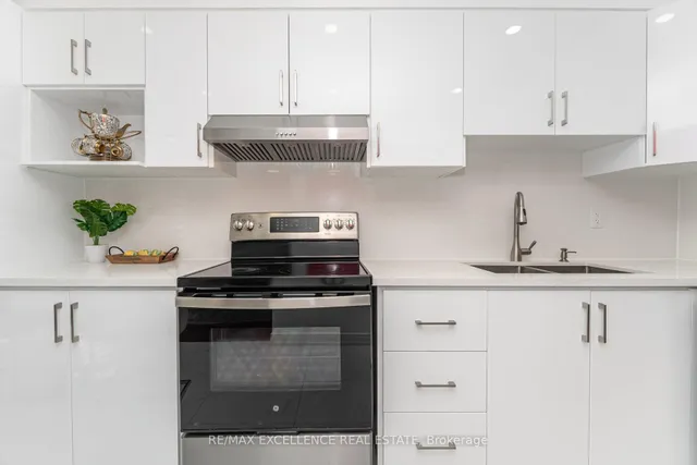 Additional image 11 of 36 Coppermill Dr