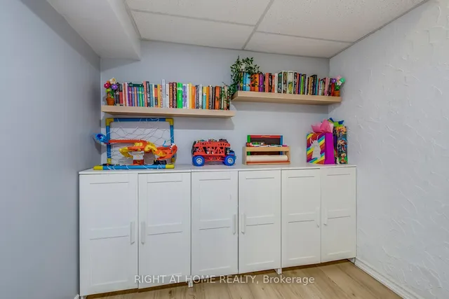 Additional image 35 of 132 Ashton Cres