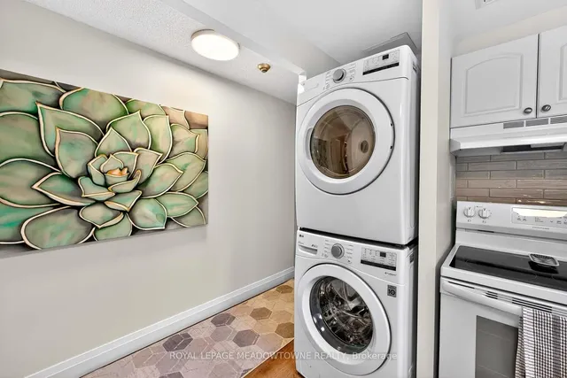 Additional image 27 of 3695 Kaneff Cres Unit 102