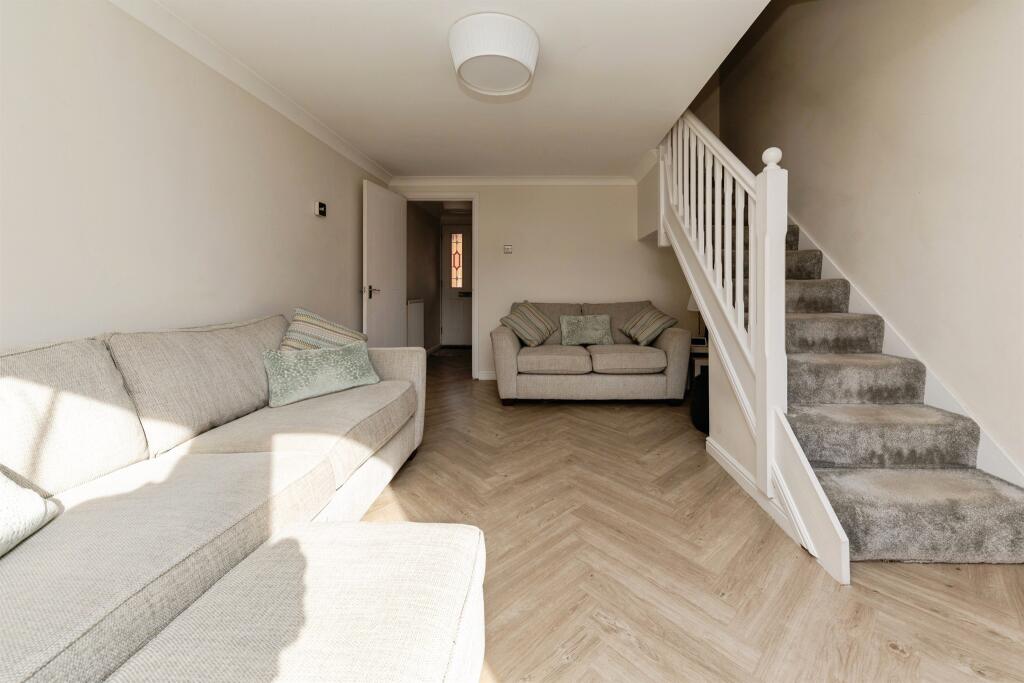 Additional image 7 of Drakes Way, Hatfield