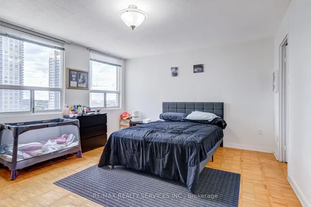 Additional image 19 of 3650 Kaneff Cres Unit 1508