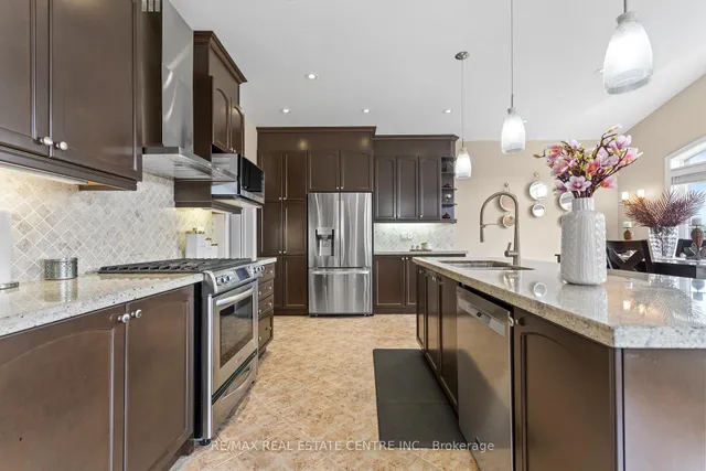 Additional image 19 of 4 Junetown Circ