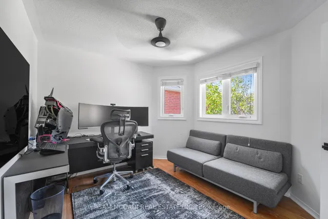 Additional image 33 of 385 Turnberry Cres