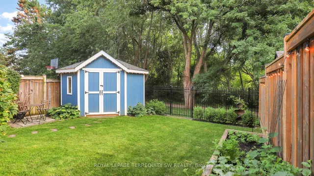 Additional image 46 of 12 Newby Crt