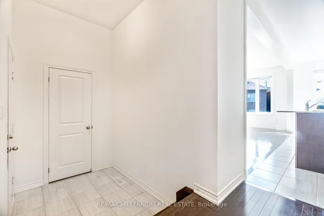 Additional image 16 of 77 Donald Ficht Cres