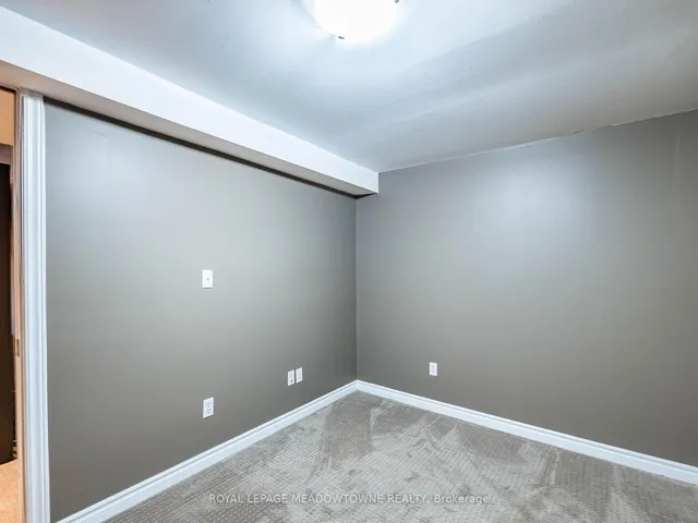 Additional image 45 of 117 Fairglen Ave