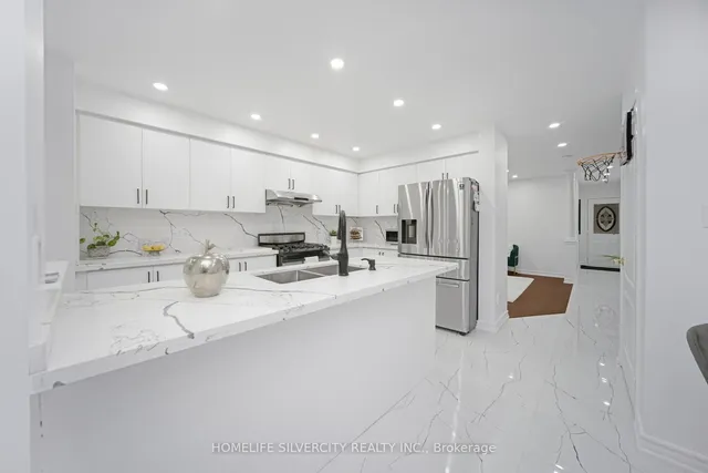 Additional image 22 of 56 Cadillac Cres