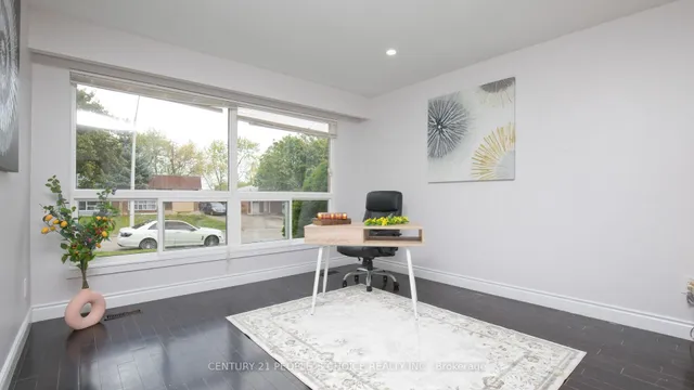 Additional image 10 of 82 Davenport Cres