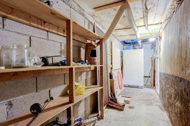 Additional image 33 of 22 Jade Cres