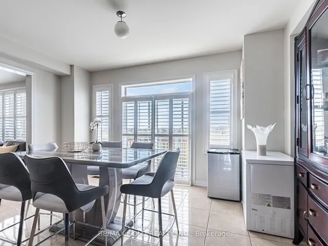 Additional image 20 of 62 Masken Circ