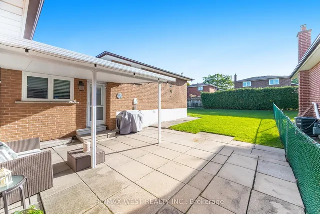 Additional image 35 of 17 Malcolm Cres