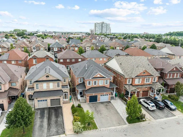 Additional image 3 of 4699 Centretown Way