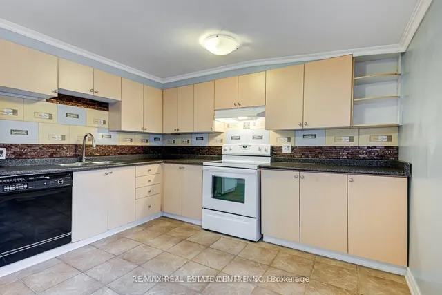 Additional image 8 of 6 Eastern Ave