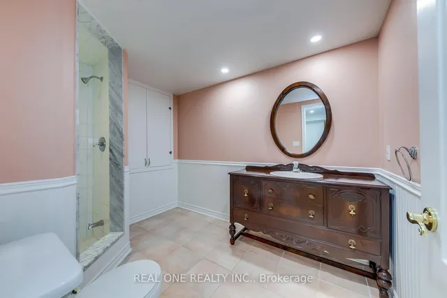 Additional image 44 of 1601 Bayshire Dr