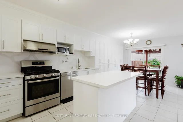 Additional image 11 of 19 OXTAIL Lane