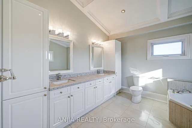 Additional image 18 of 44 Bellini Ave