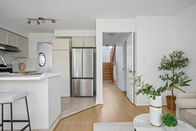 Additional image 21 of 5980 Whitehorn Ave Unit 90