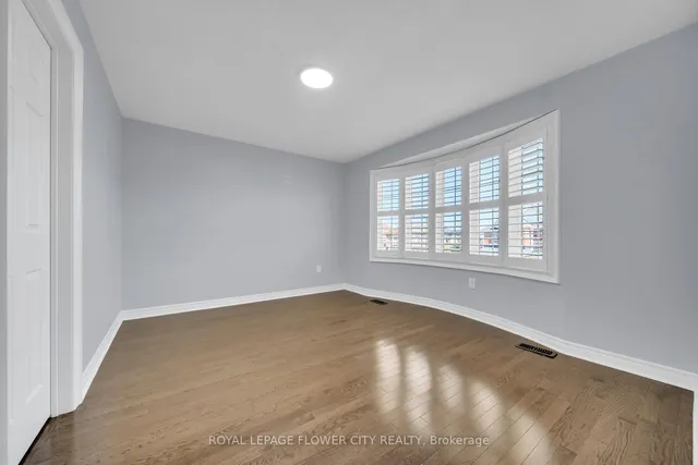 Additional image 38 of 44 YOUNG GARDEN Cres